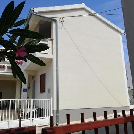 Apartment Dukic Sveti Filip i Jakov Εξωτερικό φωτογραφία