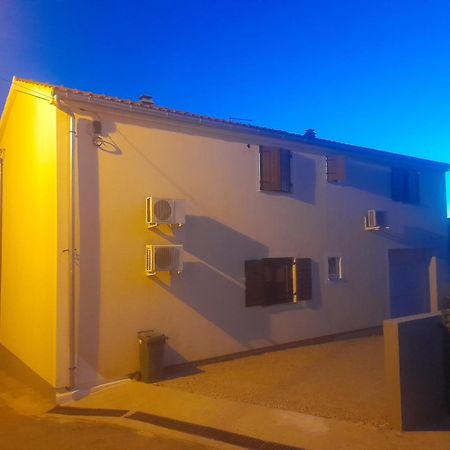 Apartment Dukic Sveti Filip i Jakov Εξωτερικό φωτογραφία