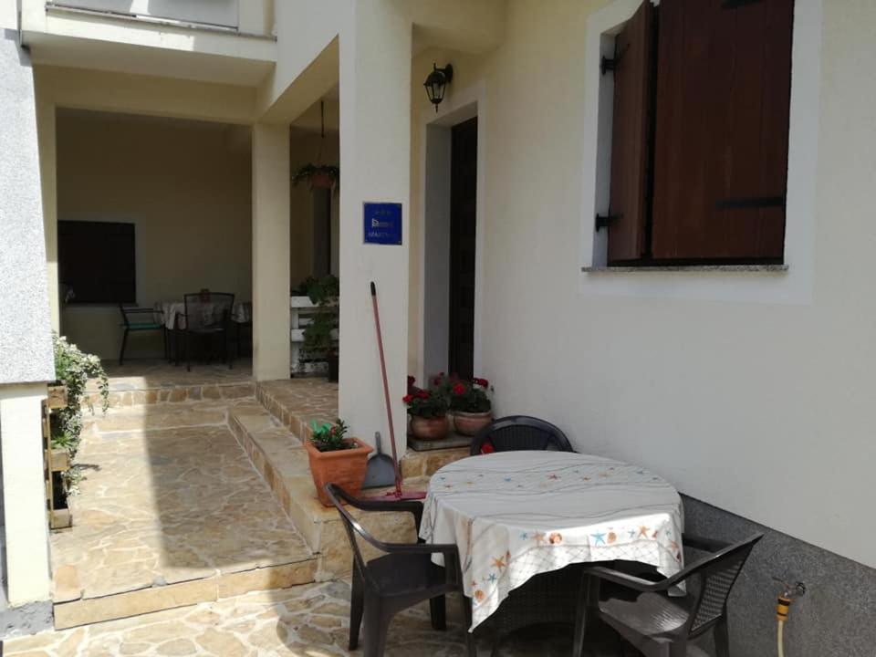 Apartment Dukic Sveti Filip i Jakov Εξωτερικό φωτογραφία