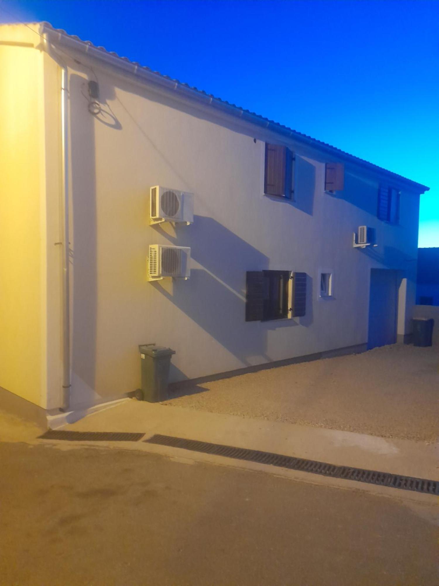 Apartment Dukic Sveti Filip i Jakov Εξωτερικό φωτογραφία